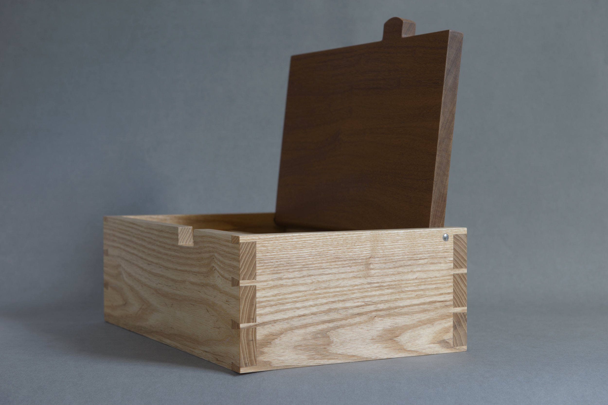 jewellery box side view open